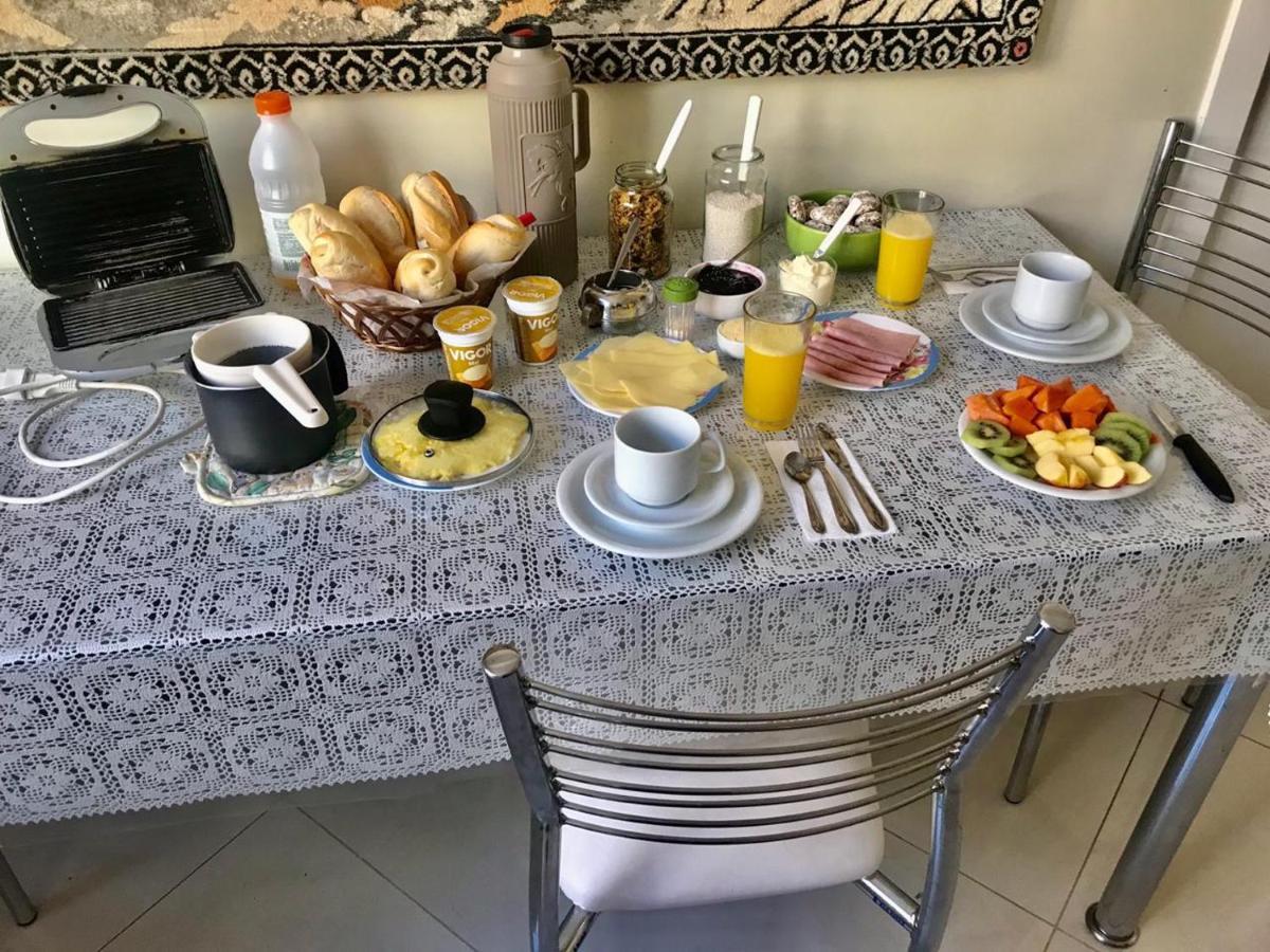 Homestay 2 - Avenida Carlos Gomes Porto Alegre Kültér fotó