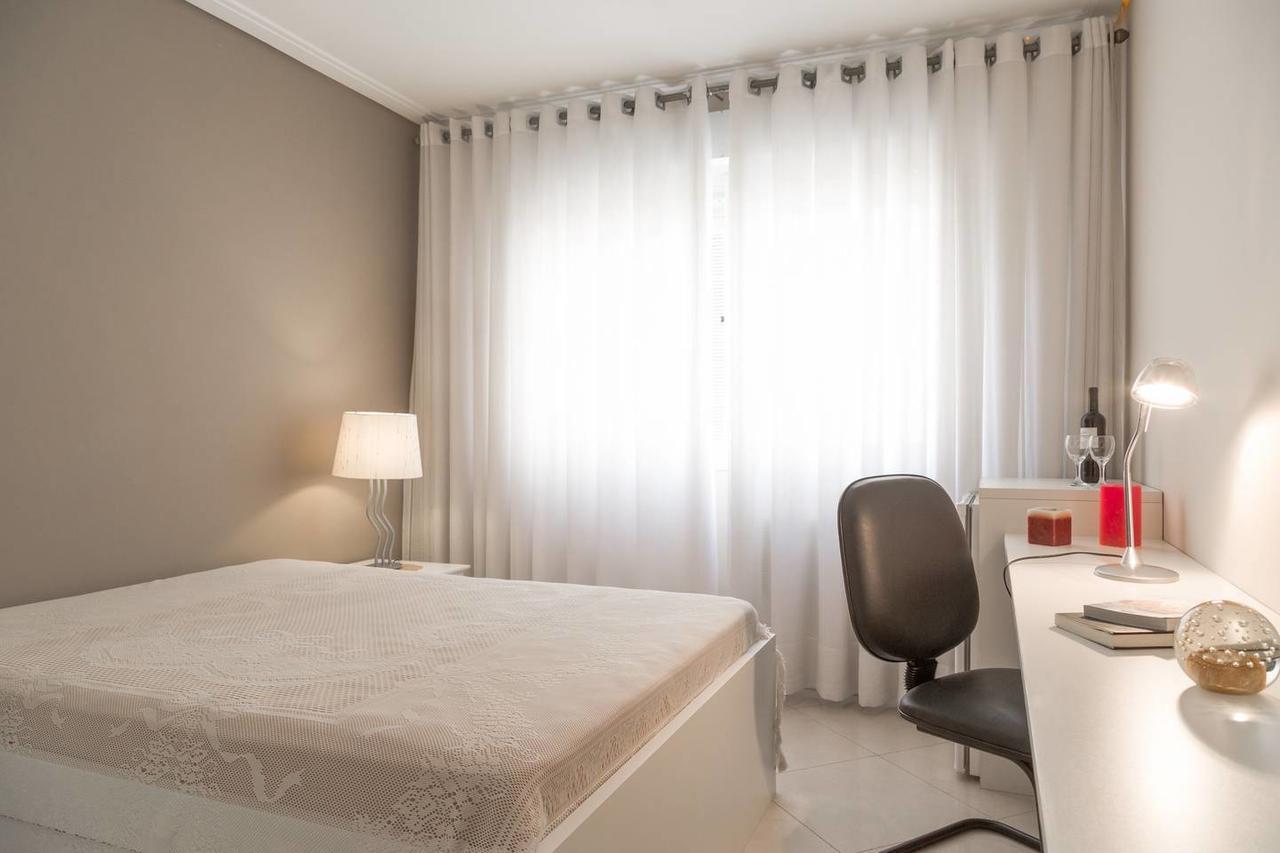 Homestay 2 - Avenida Carlos Gomes Porto Alegre Kültér fotó