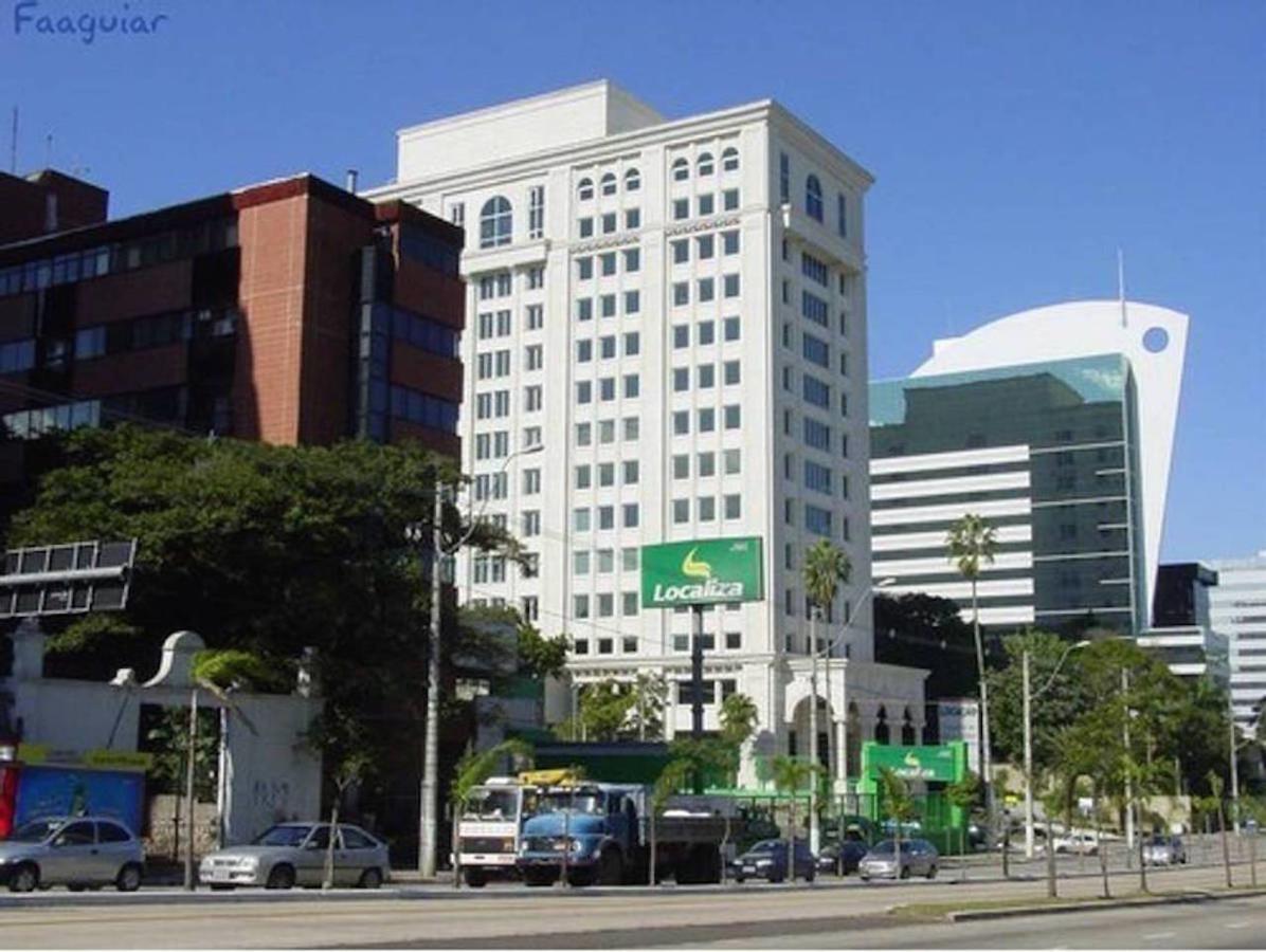 Homestay 2 - Avenida Carlos Gomes Porto Alegre Kültér fotó